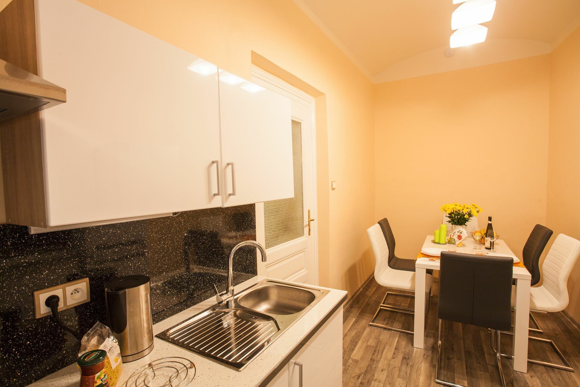 Vertigo Apartment Πράγα Εξωτερικό φωτογραφία